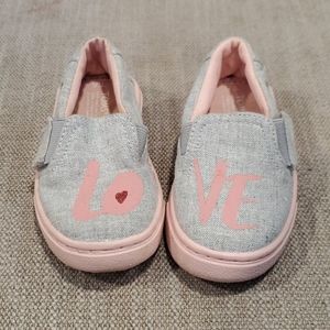 Toms LOVE Shoes (Toddler)